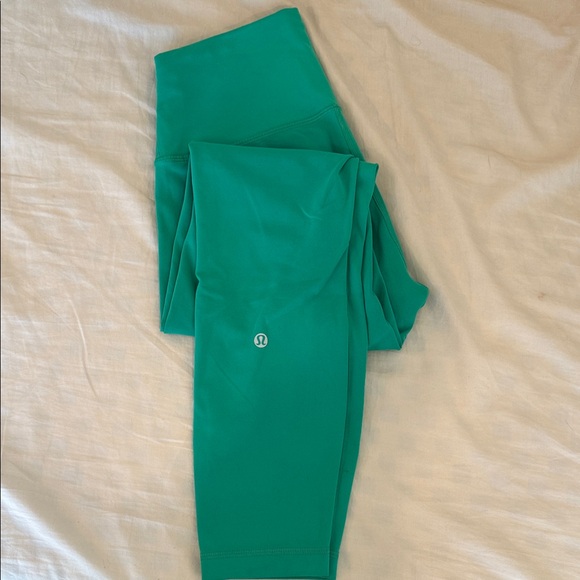 lululemon athletica Kelly Green Contour Leggings - Picture 1 of 2